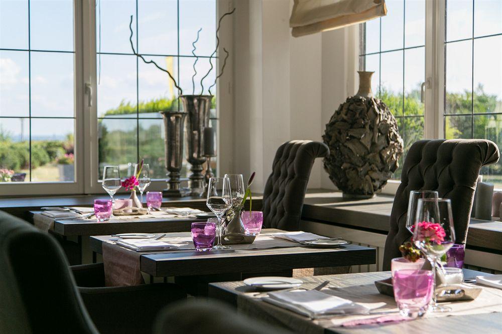 Romantik Seehotel Eichenhain 佩尔泽哈肯 外观 照片