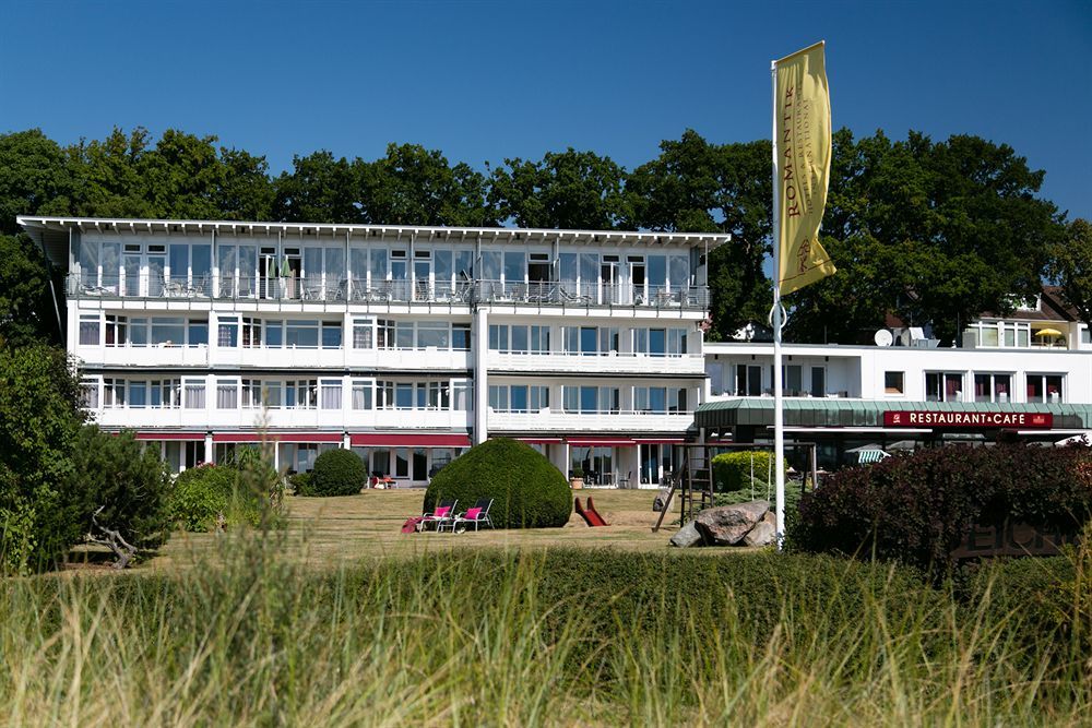 Romantik Seehotel Eichenhain 佩尔泽哈肯 外观 照片